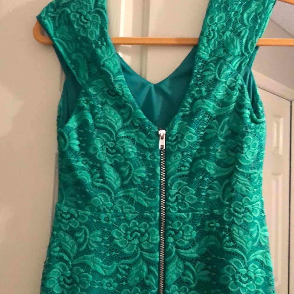 Spring Green Dress - Picture 4 of 6